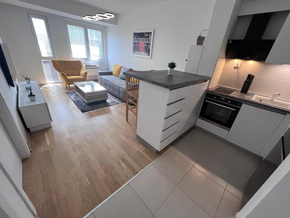 Urban Apartment Скоп'є Екстер'єр фото